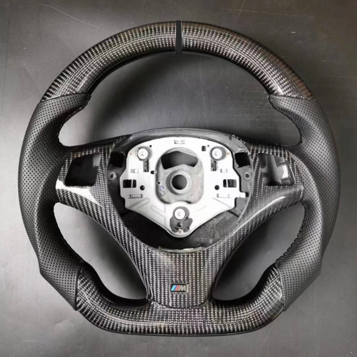 BMW 1 3 Series Flat-Bottom Carbon Fiber Steering Wheel (without Paddle Holes) | E90 E91 E92 E93 E82 E87 E88 325i 328i 330i 335i M3