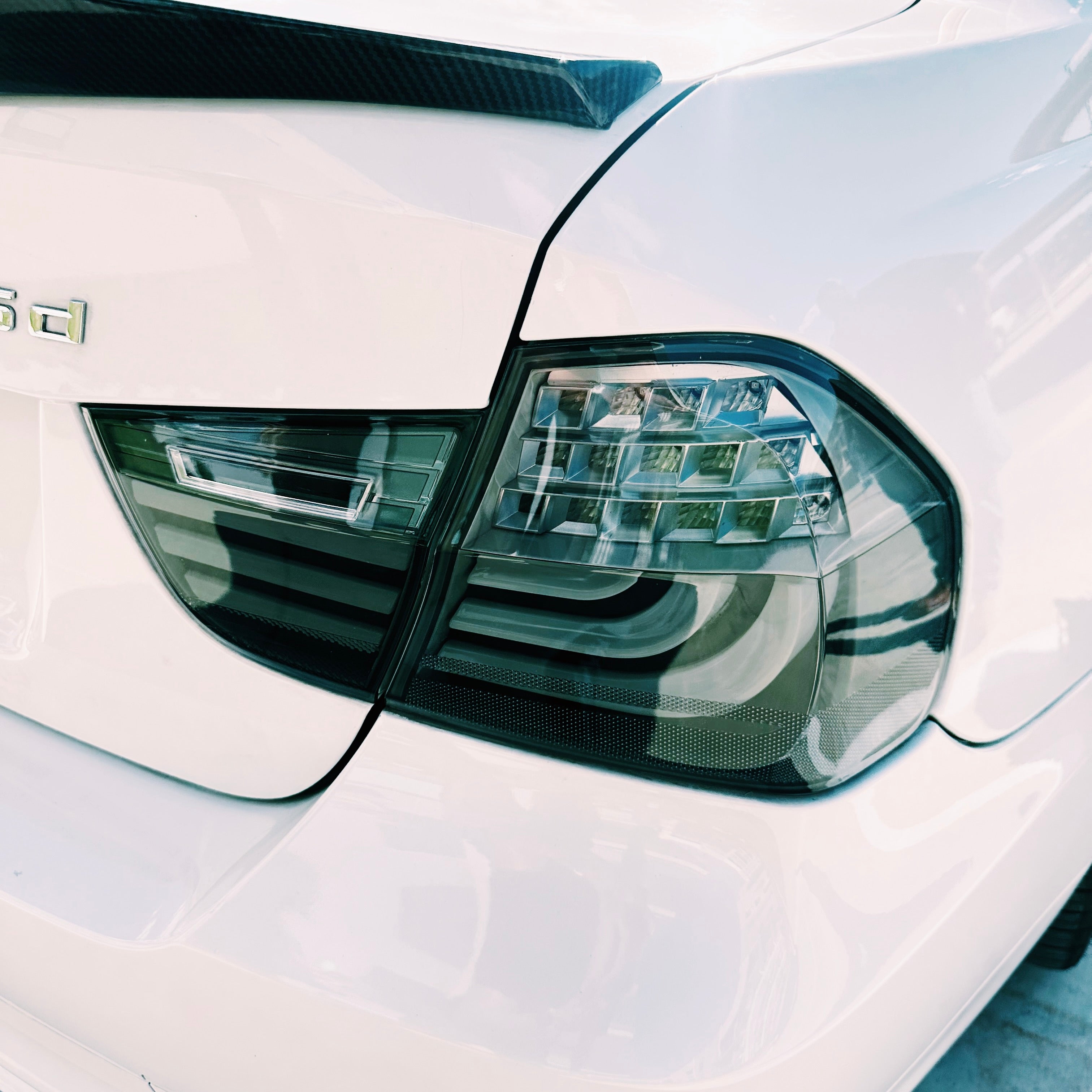BMW 3 Series Sedan LCI Style Taillights (fits LCI models) | E90
