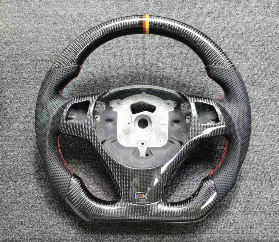 BMW 1 3 Series Flat-Bottom Carbon Fiber Steering Wheel (without Paddle Holes) | E90 E91 E92 E93 E82 E87 E88 325i 328i 330i 335i M3